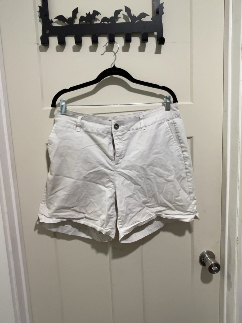 White Women's Casual Cotton Shorts